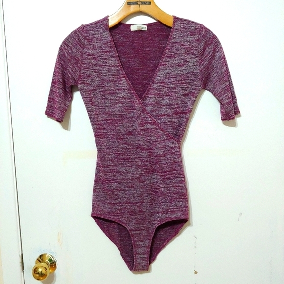 Aritzia Wilfred Free Bellucci bodysuit, size XS - Picture 2 of 7